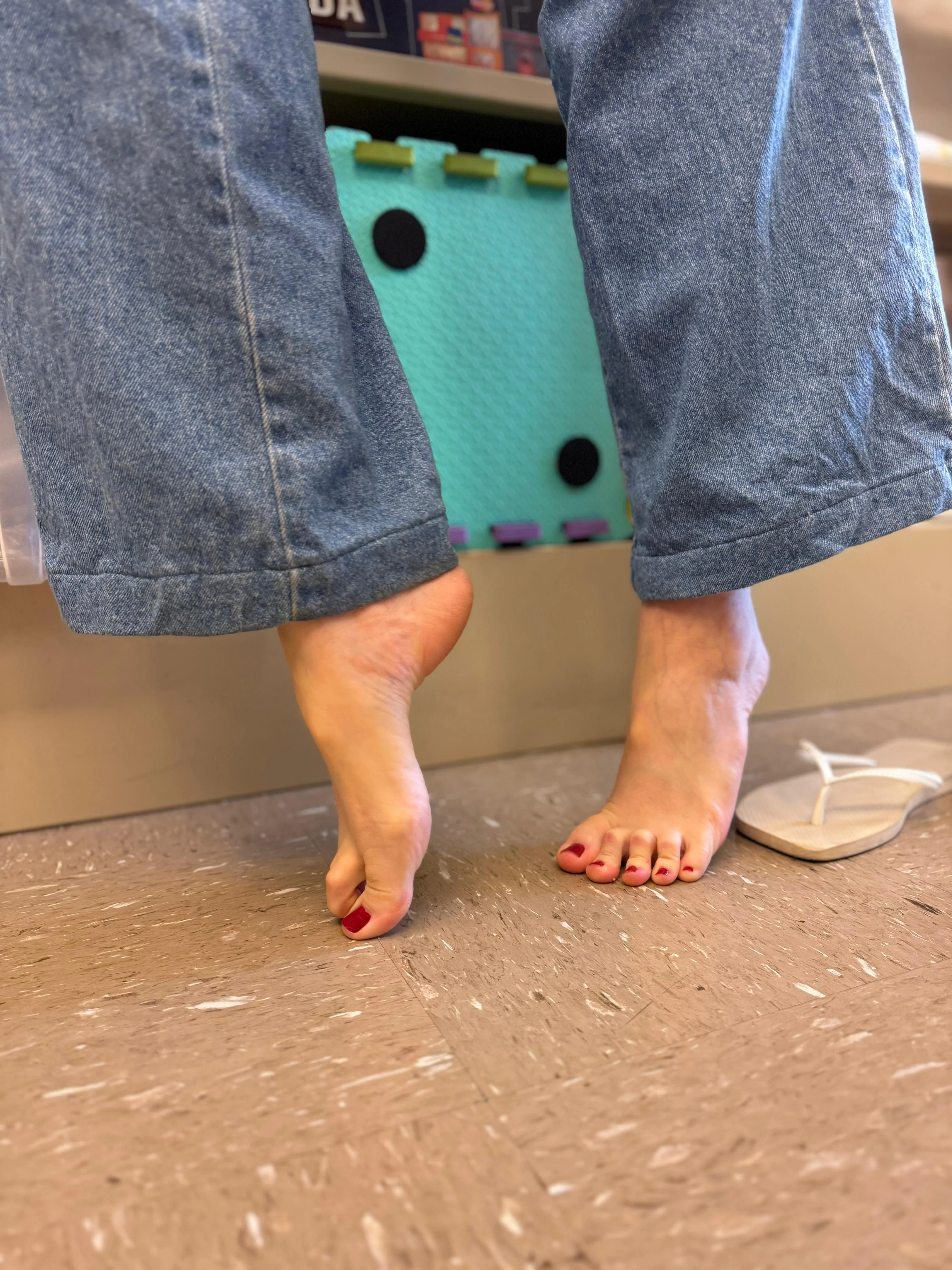 My red toes need someone to worship them, who will it be? picture 1 of 2