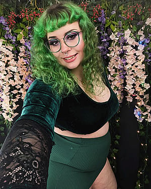 Green is my favorite color'