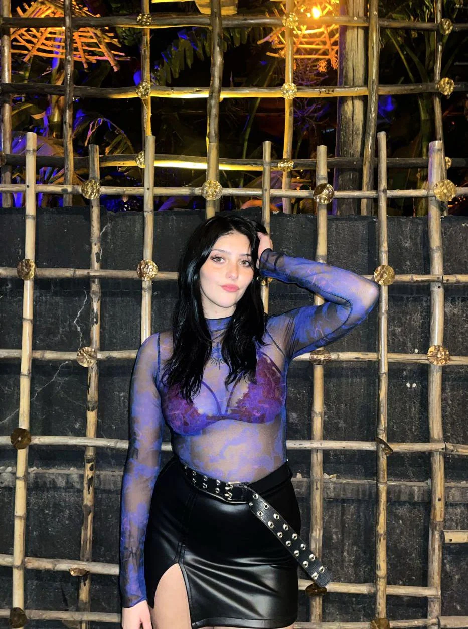 Do you think I'm looking sexy? picture 1 of 1