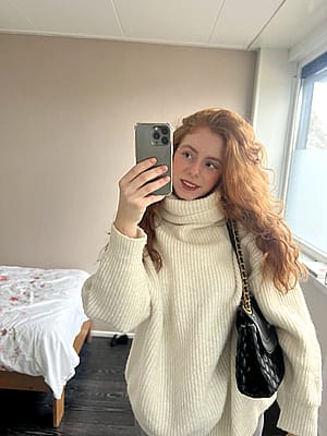 Pale beauty, fiery heart.'