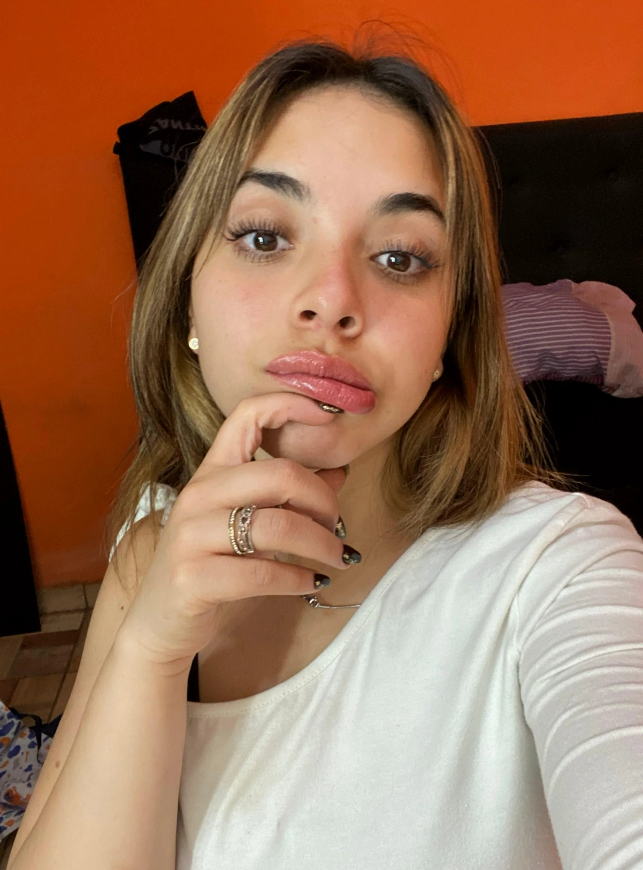 Would you take me on a date? F18 picture 1 of 1