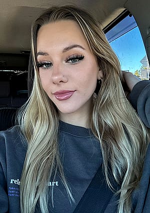 Am I pretty enough to date'