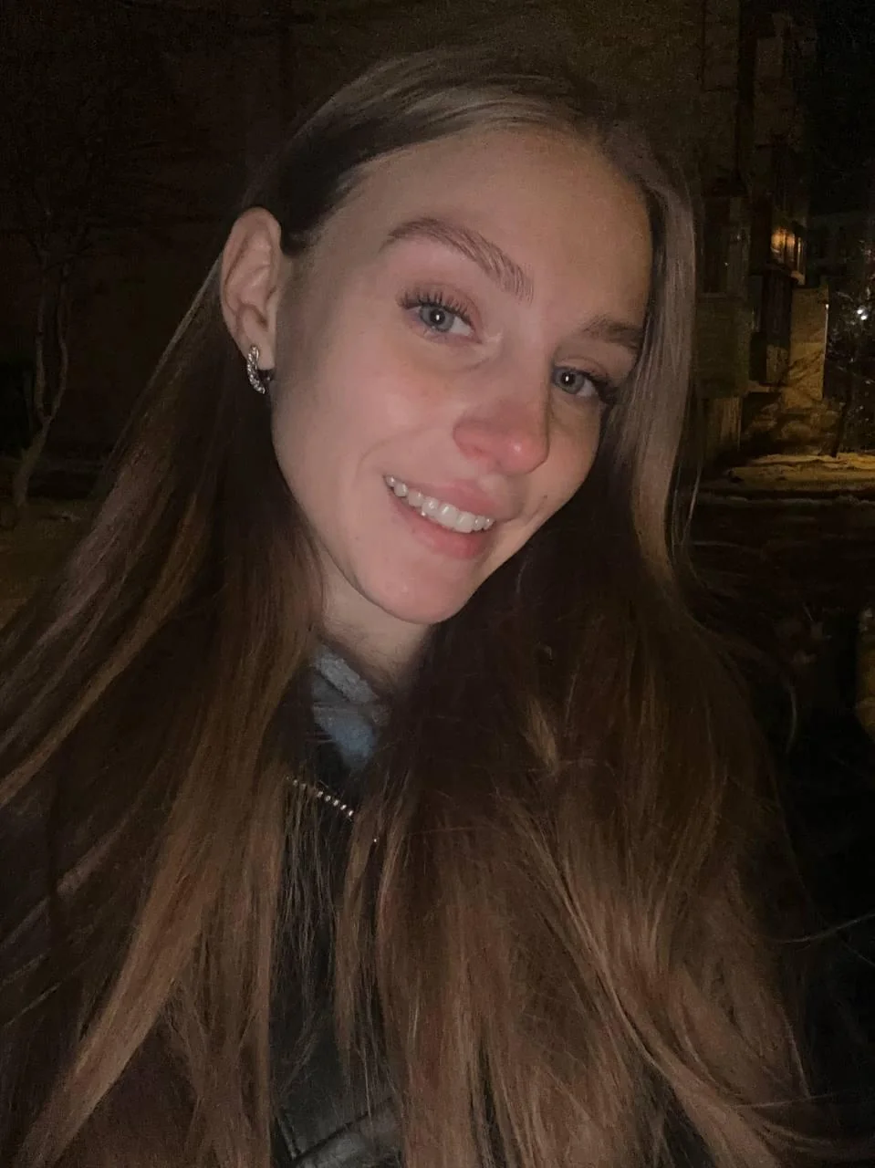 sexy smile? picture 1 of 1