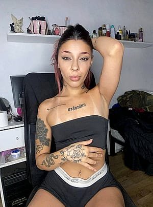 Being sexy isn’t just about the outfit, it’s all about the confidence you bring'