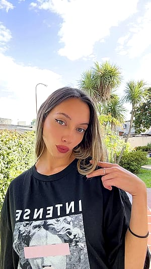 can u rate me from 1-10?'