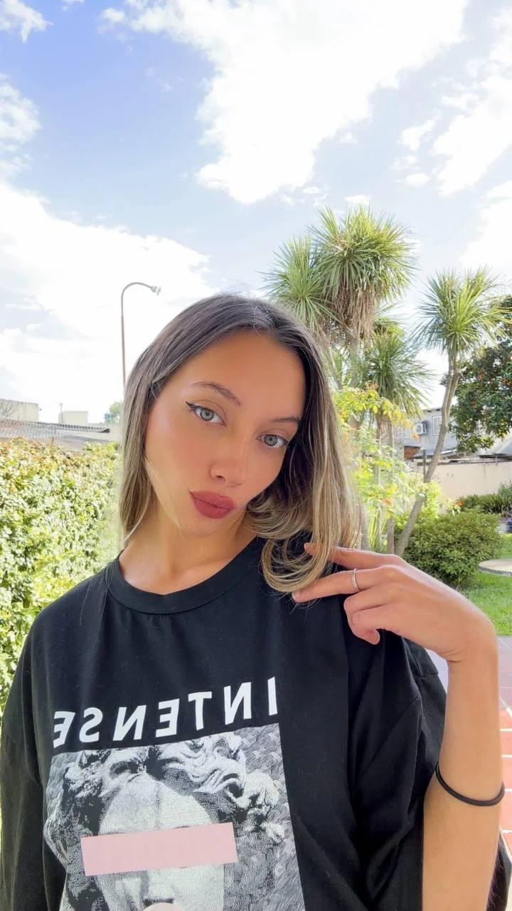can u rate me from 1-10? picture 1 of 1