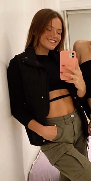 I'm ready to take amazing selfies for you'