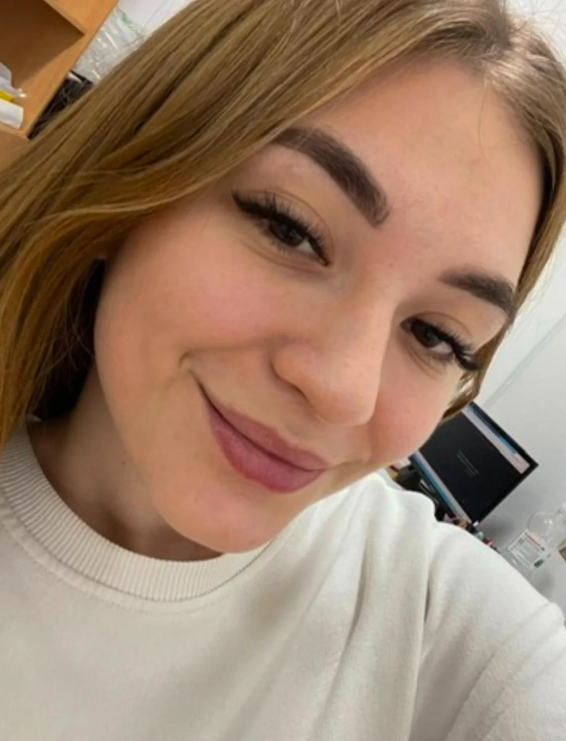 Smiles for you after my workday picture 1 of 1