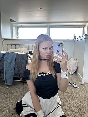 Mirror selfies after church ;)'