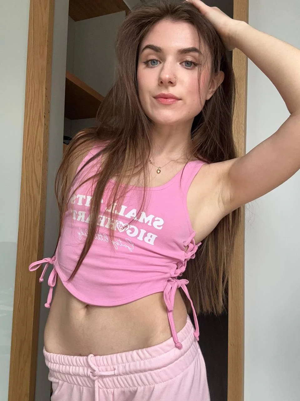 I'm here to make your night unforgettable, just feeling sexy looking picture 1 of 1