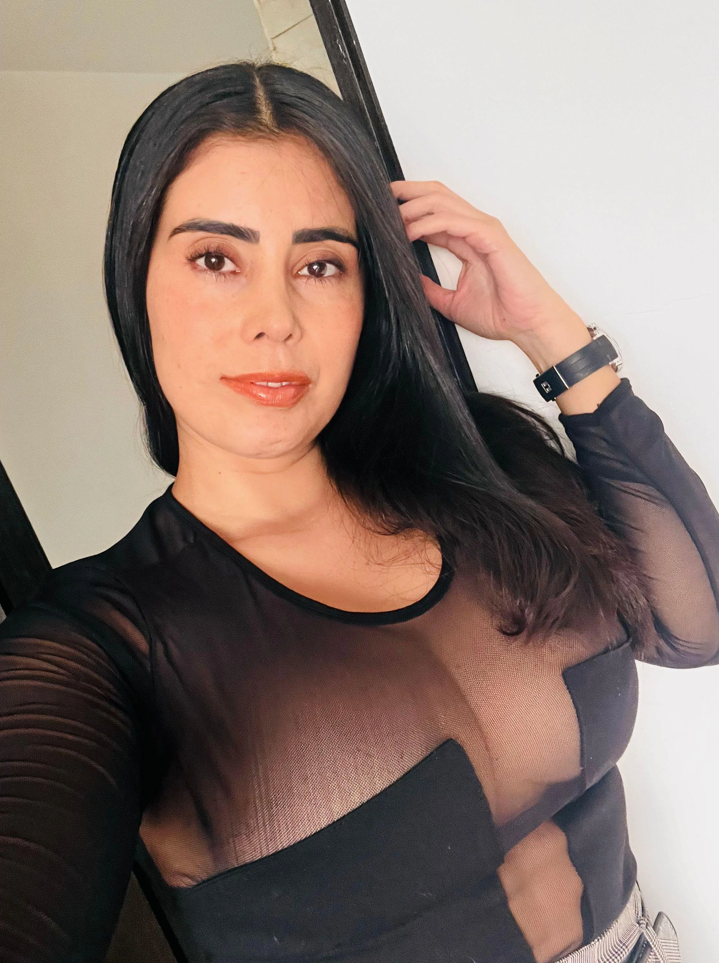 I hope my smile gives you a little boost for today ❤️ picture 1 of 1
