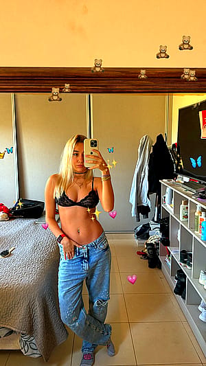 Make me feel good, please'