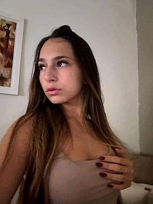 do you think im sexy in this outfit?'