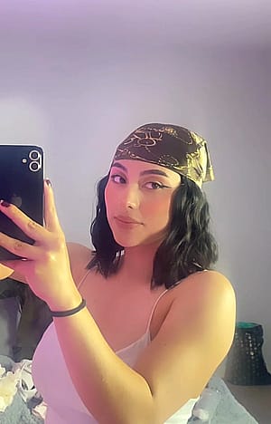 Am I hot? Y or N? F18'