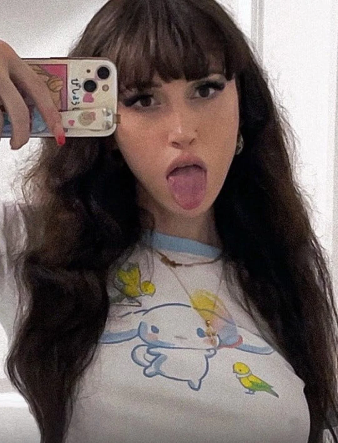 She pretty? picture 2 of 2