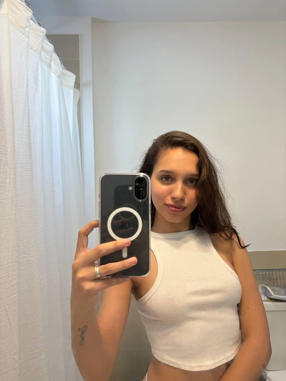 Do I look cute? F18 picture 1 of 1
