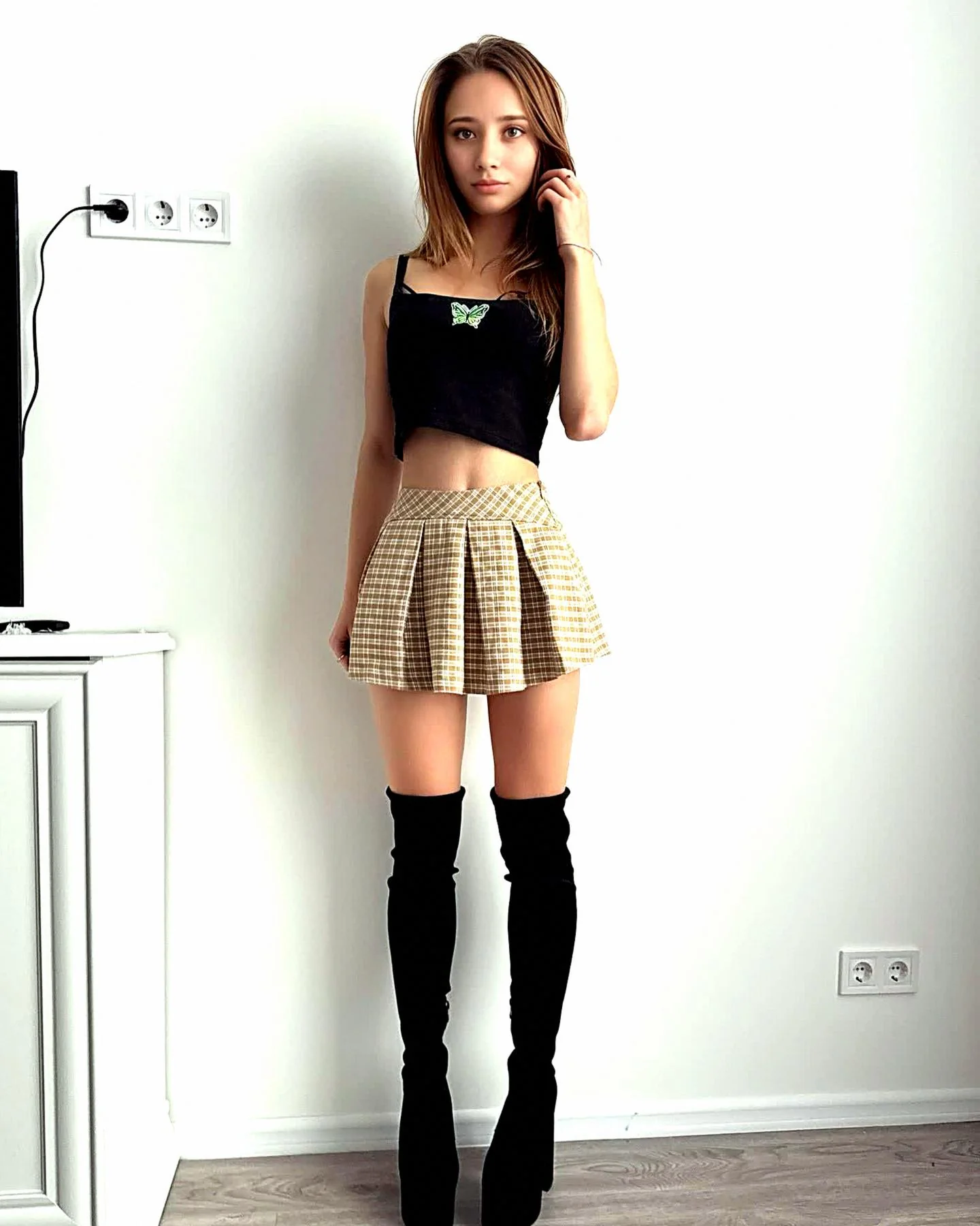 Who would've thought a school girl like me would look good in knee high heels picture 1 of 1