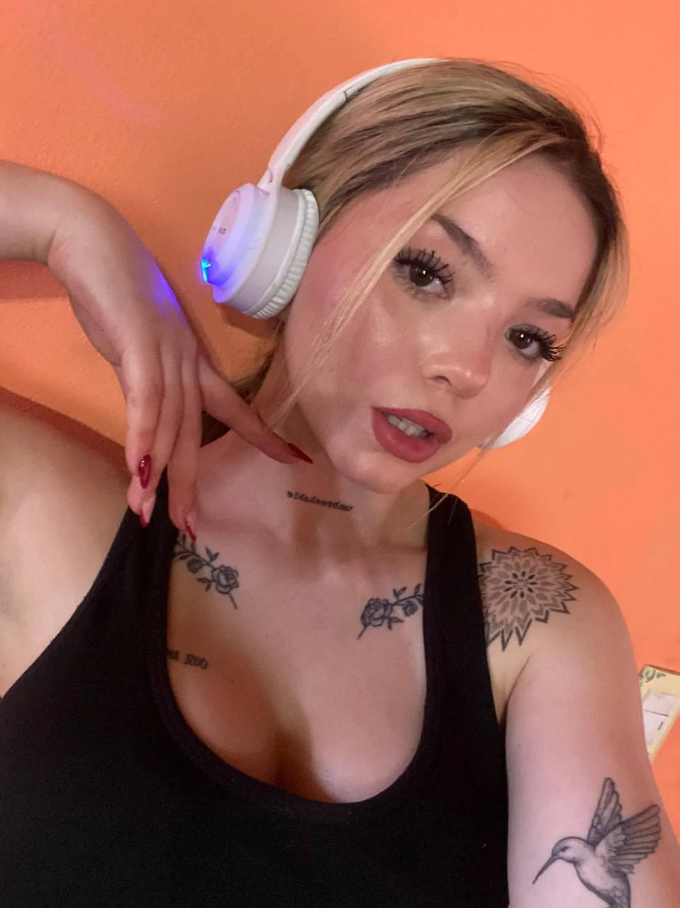 New hairstyle so just curious picture 1 of 1
