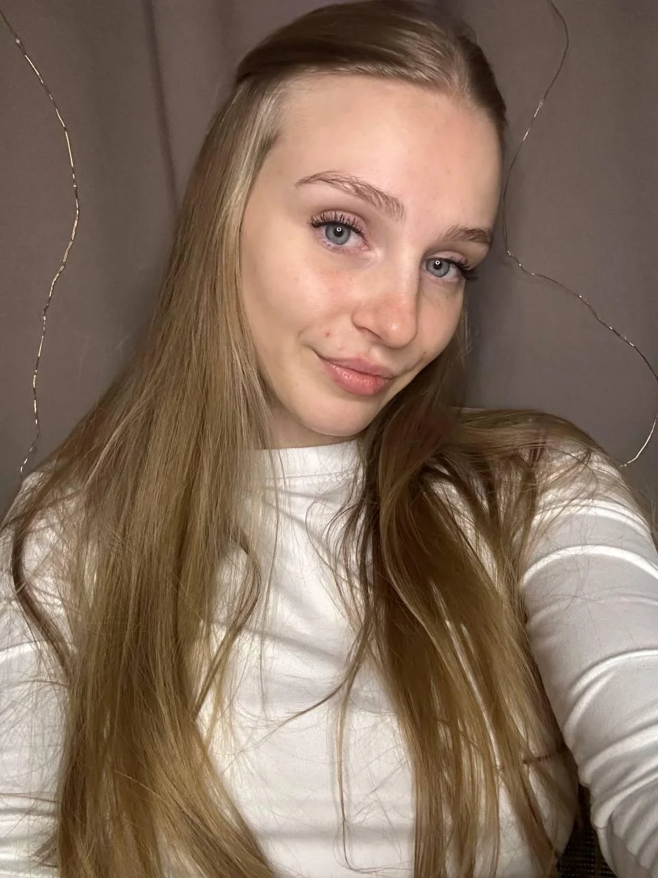 how hot i am? F19 picture 1 of 1
