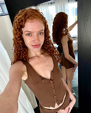 Am I hot or not? f23'