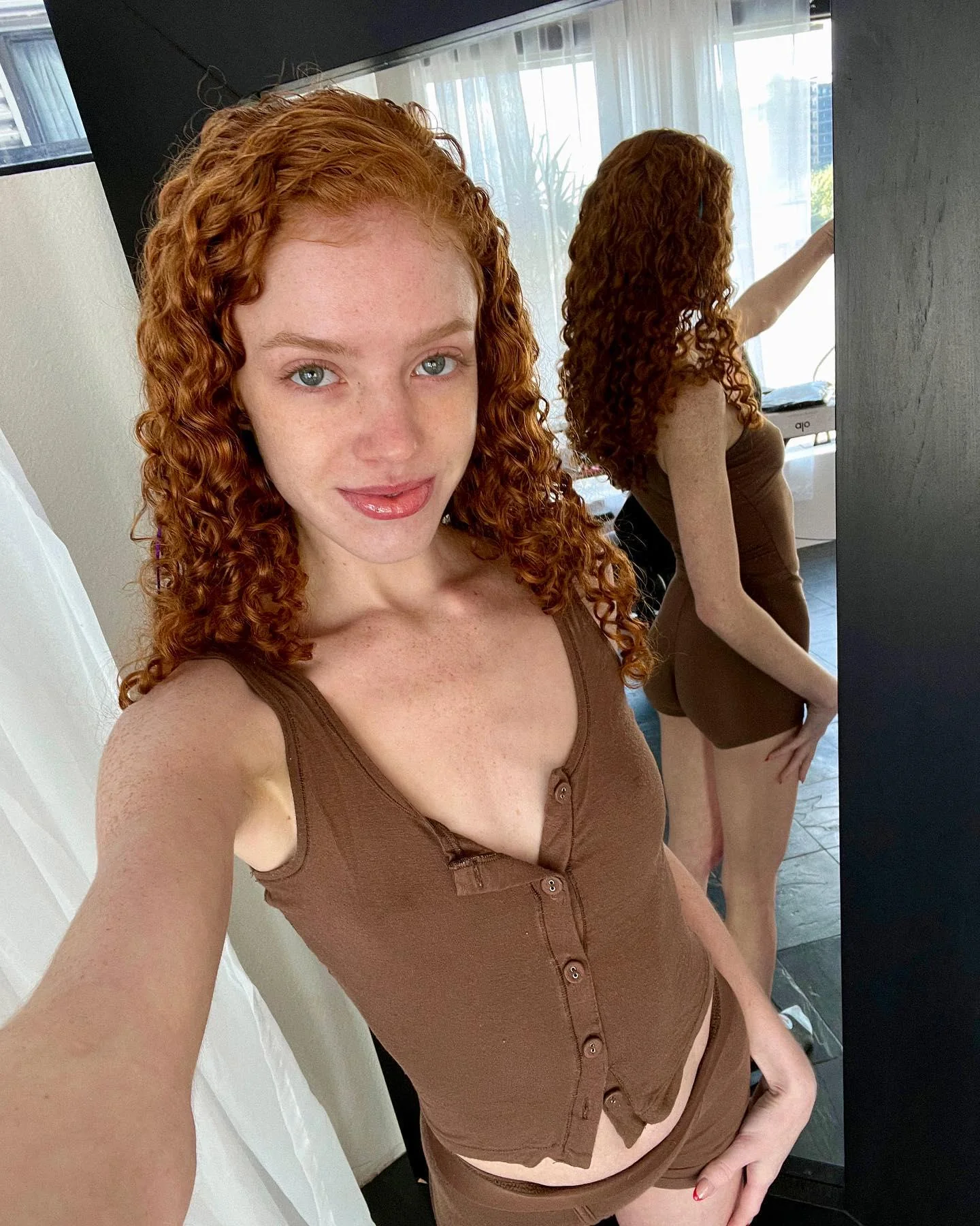 Am I hot or not? f23 picture 1 of 1