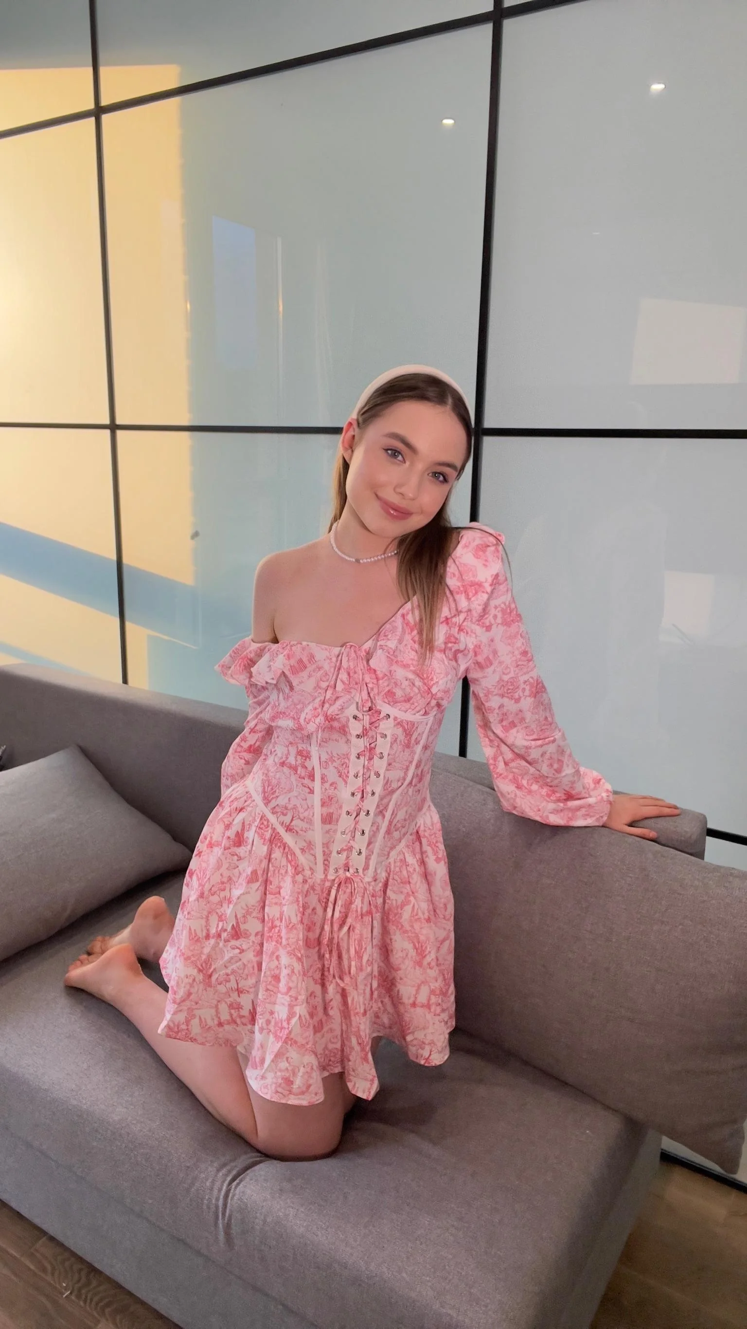 Delicate pink dress picture 1 of 1