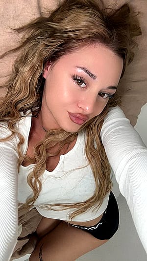F19 | no words for that bed feeling'