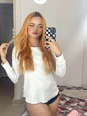 do you think I'm pretty or sexy? hmm F21'