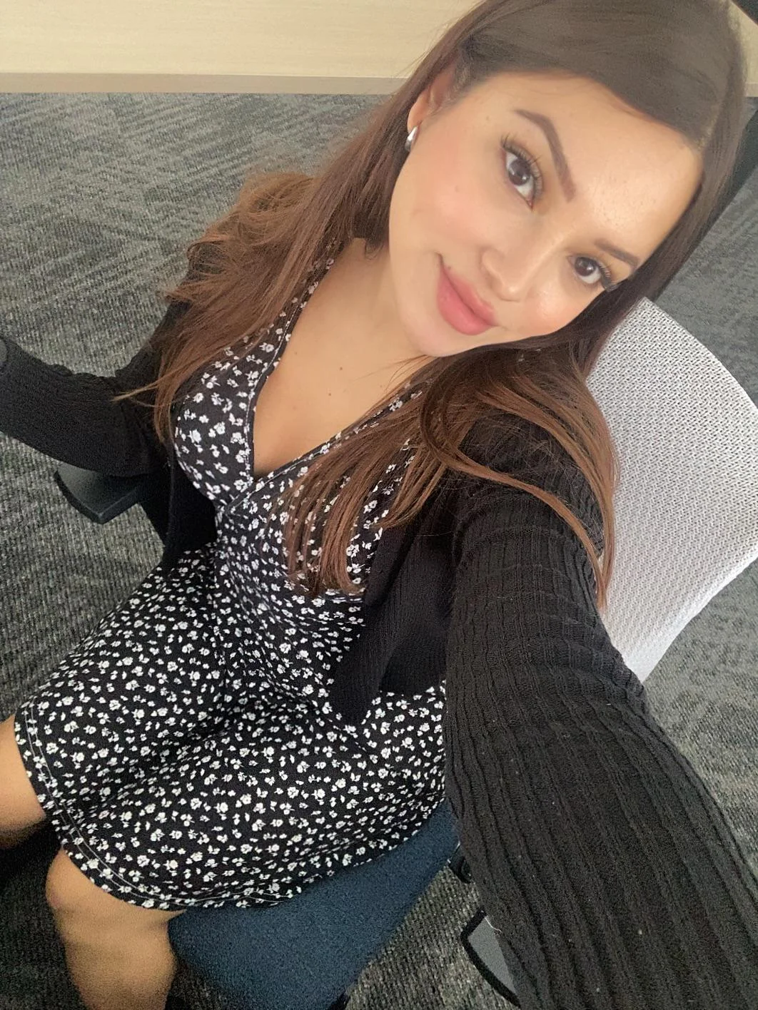 I always love wearing this dress picture 1 of 1