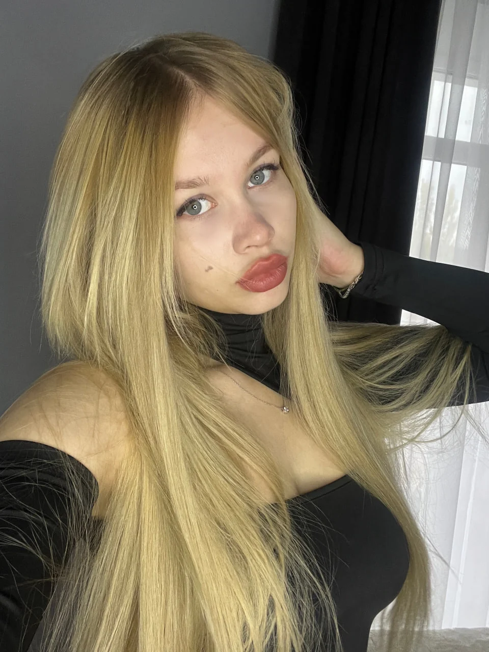 Daddy, Am I hot [F21] picture 1 of 1