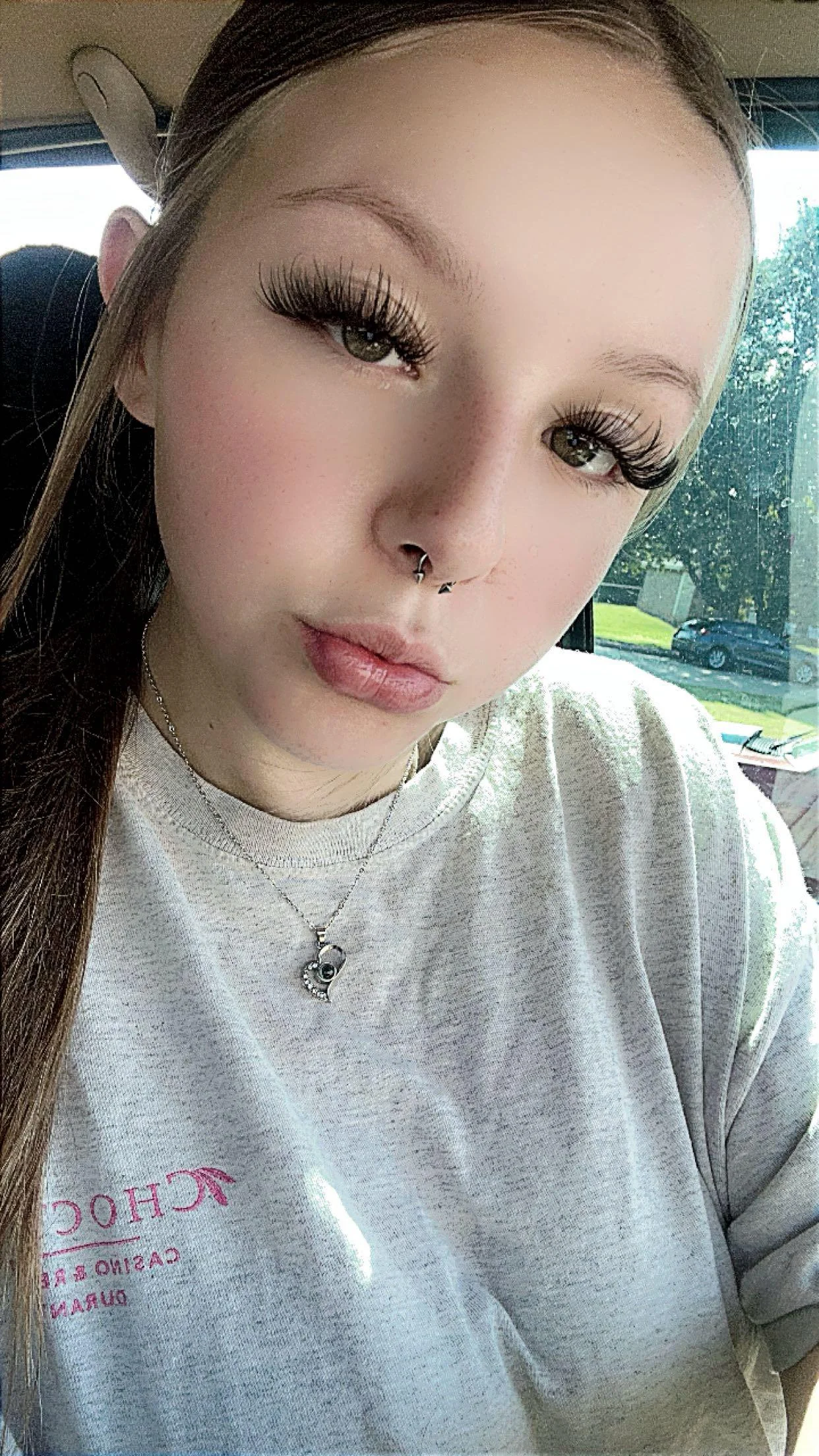 new lashes on picture 1 of 1
