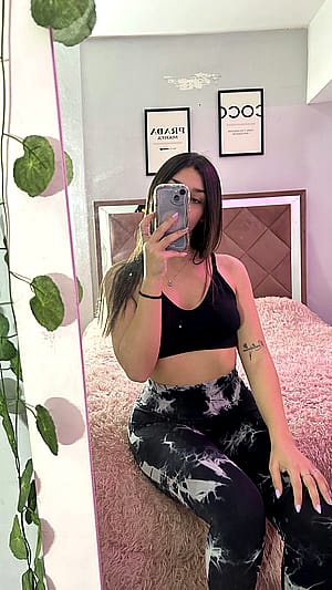 Would u fuck me in my college dorm?'