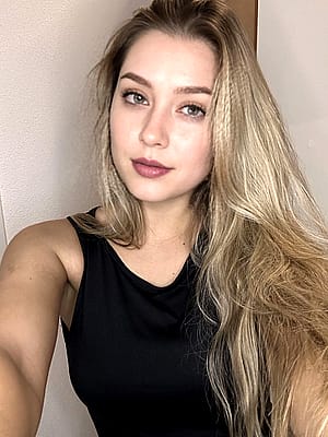 Looking for a partner who's cute, funny and can handle me'
