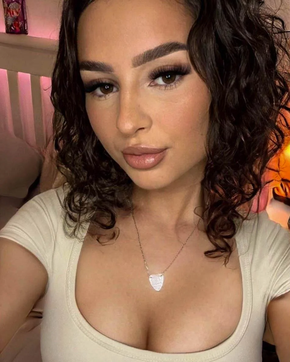 classy look todayy picture 1 of 1