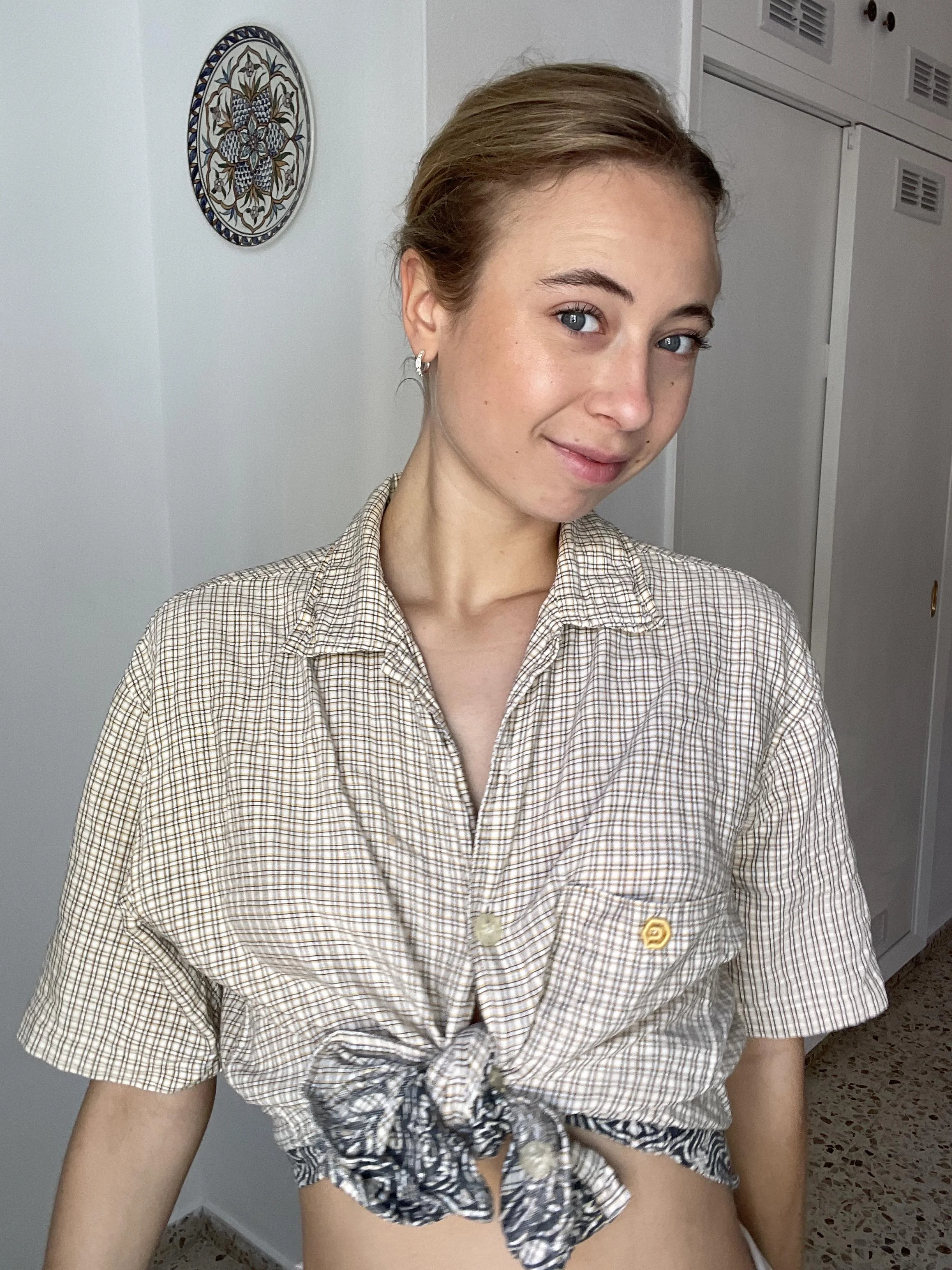Just tell me honestly, am I sexy picture 1 of 1