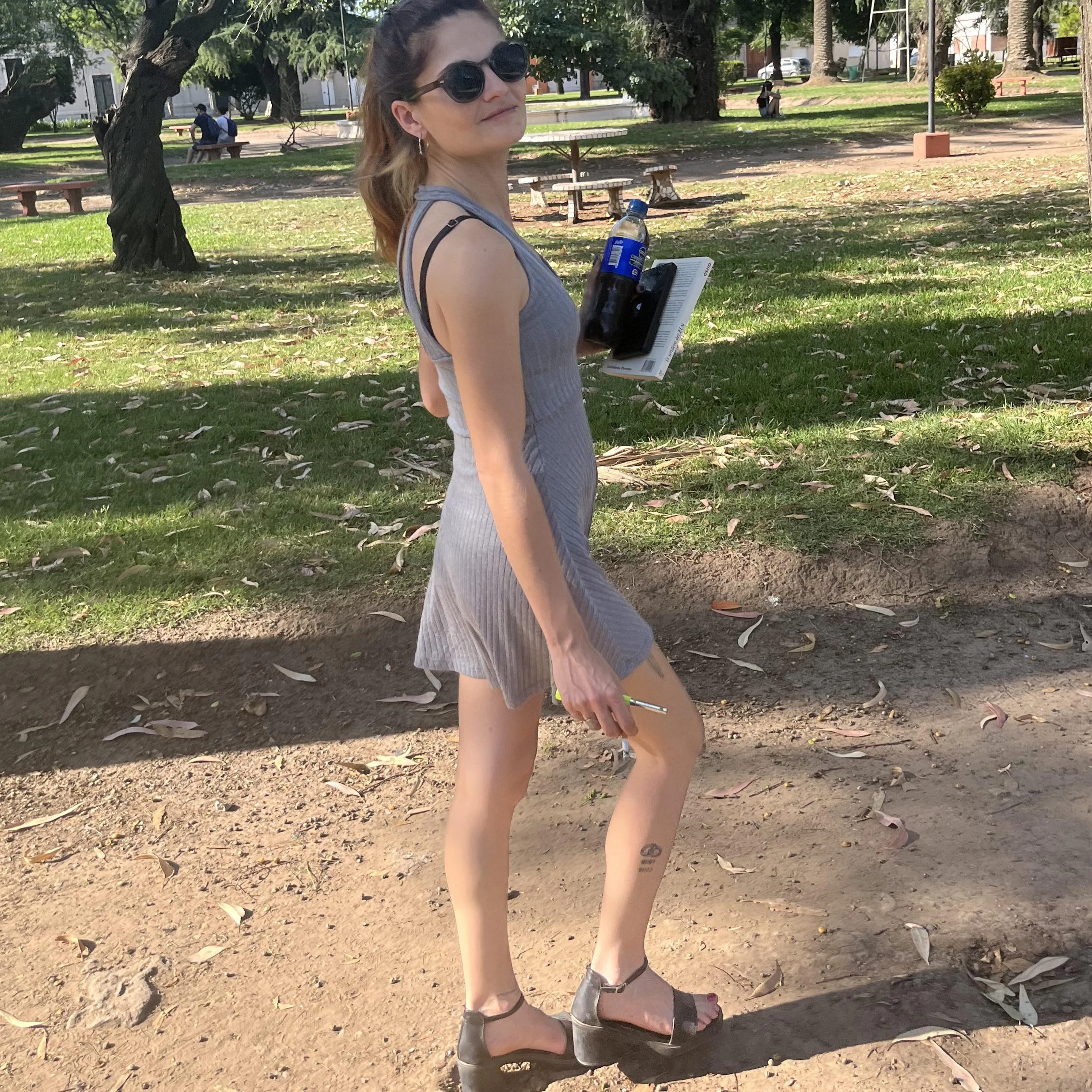 would you like to have a date with me? picture 1 of 1