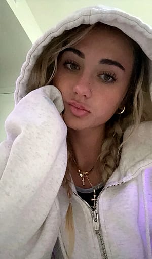 im so bored studying alone, maybe we can study together?'