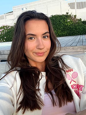 First time posting here! Hi <3 !!'
