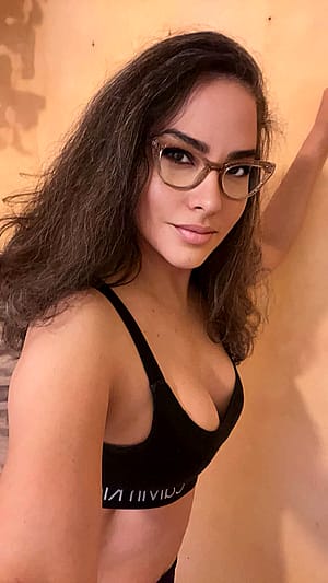 Getting all dolled up to go to the gym'