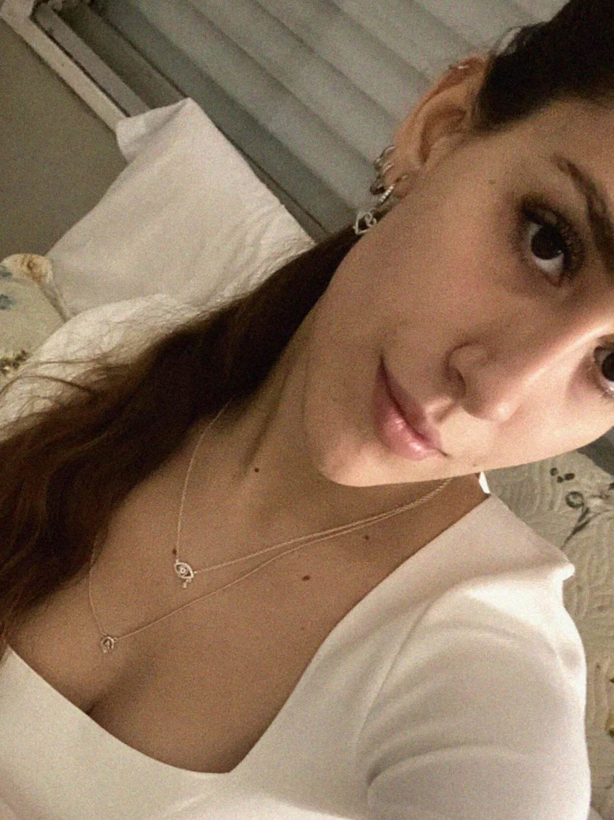 Keeping it fresh in white picture 1 of 1