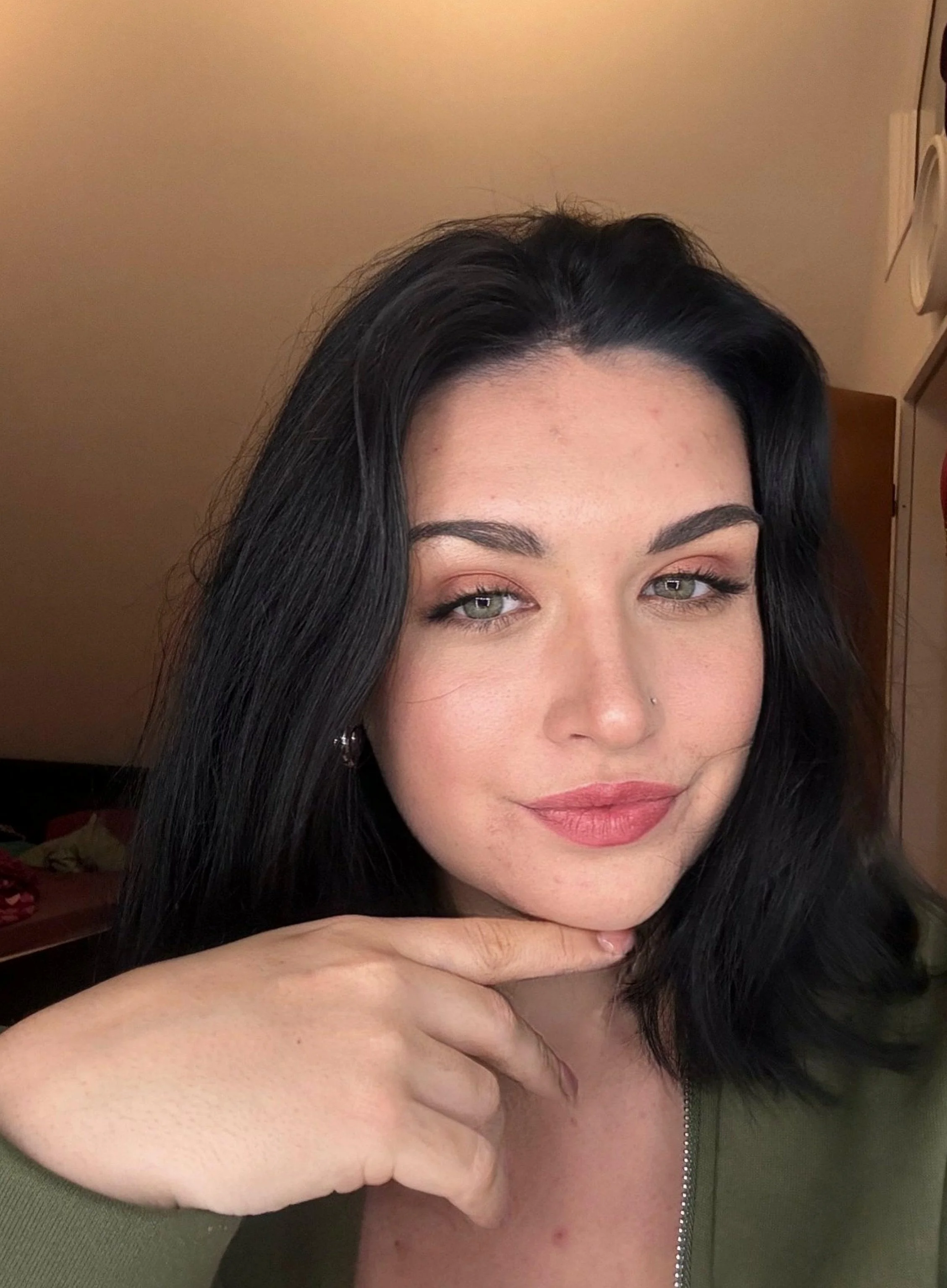 loving the look of today picture 1 of 1