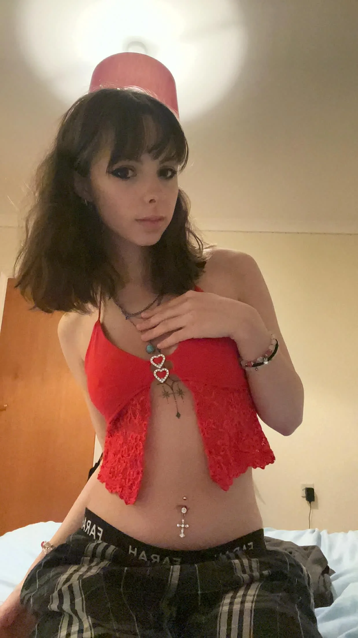 This top really makes me feel hot picture 1 of 1