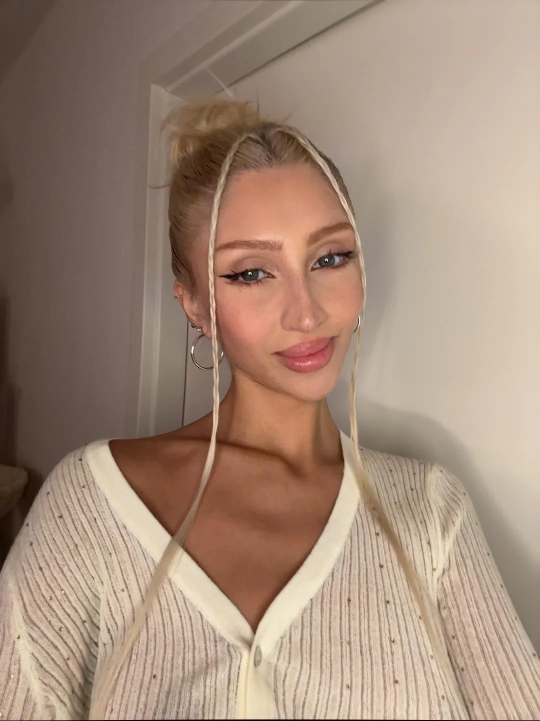 do these braids make me look cute or gorgeous picture 1 of 1