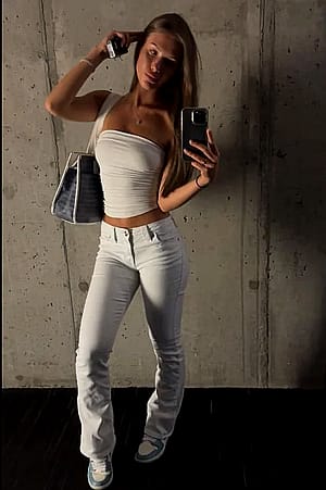 Where do you think I would go with this sexy look of mine'