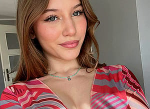Am I looking classy wearing this necklace?'
