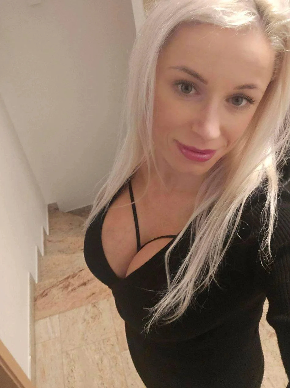 Quick selfie after hard at the office picture 1 of 1