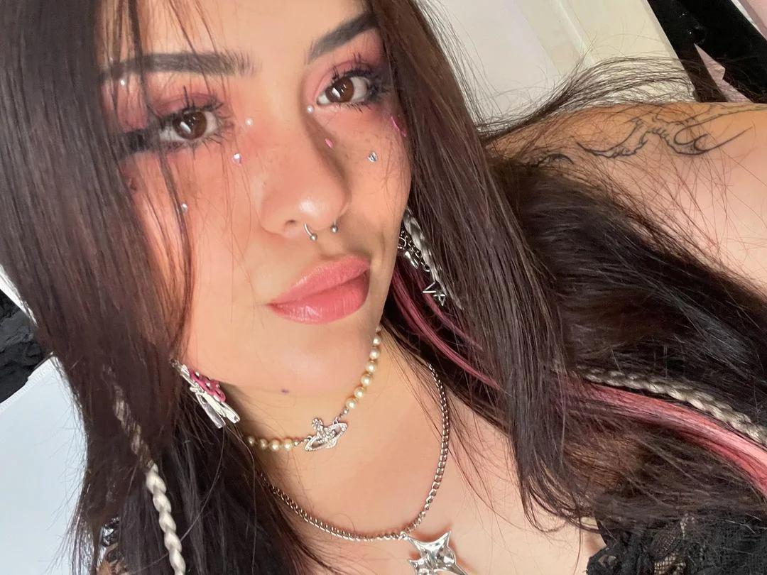 selfie never look so good like this picture 1 of 1