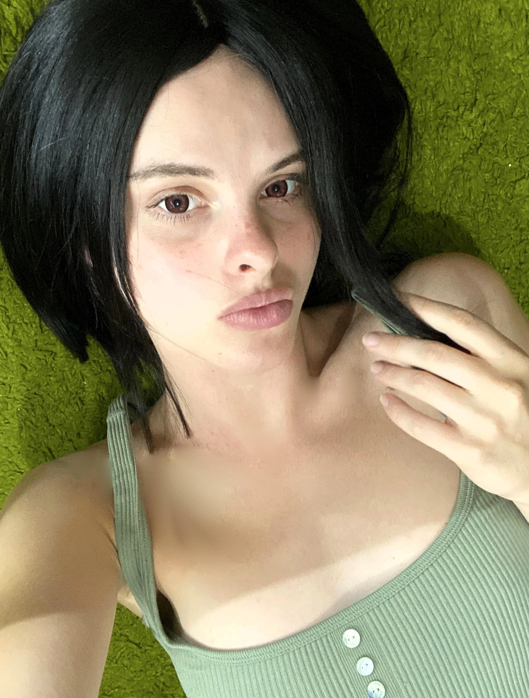 in a relaxed atmosphere) picture 1 of 1