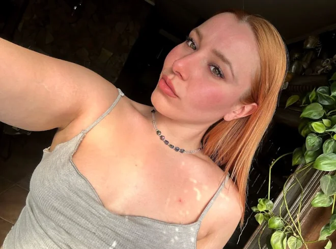 Let me know , that i am hot enough for you :) picture 1 of 1