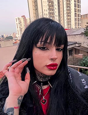 Do I look hot? F19'